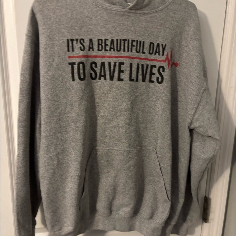 Gildan Heather Gray Crewneck Sweater with Inspirational Text, Sz M